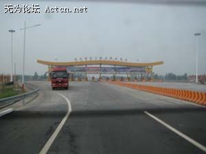 Ƭ 010.jpg