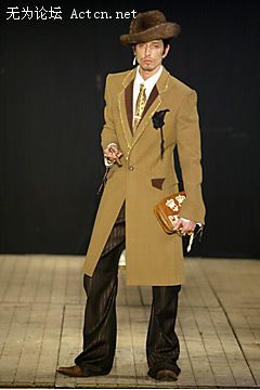 1119940298.jpg