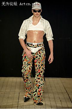 1119940323.jpg