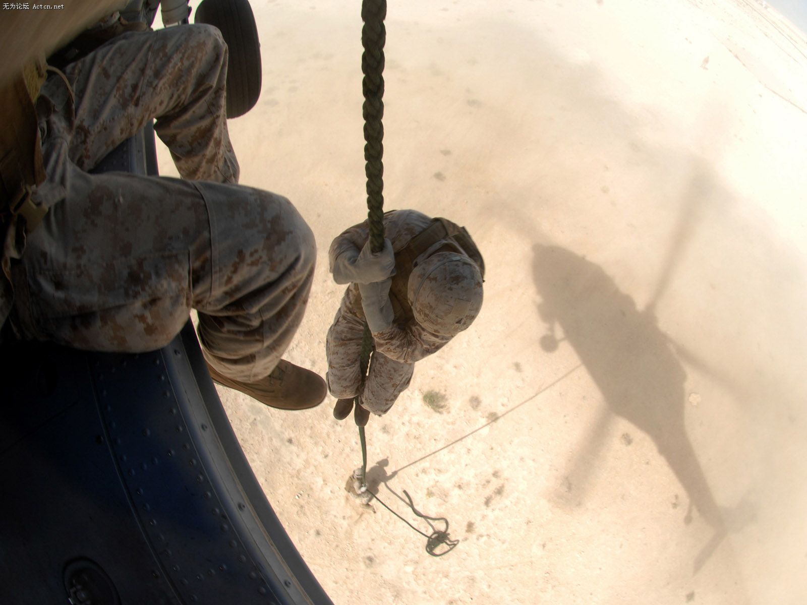 Soldier_4015.jpg