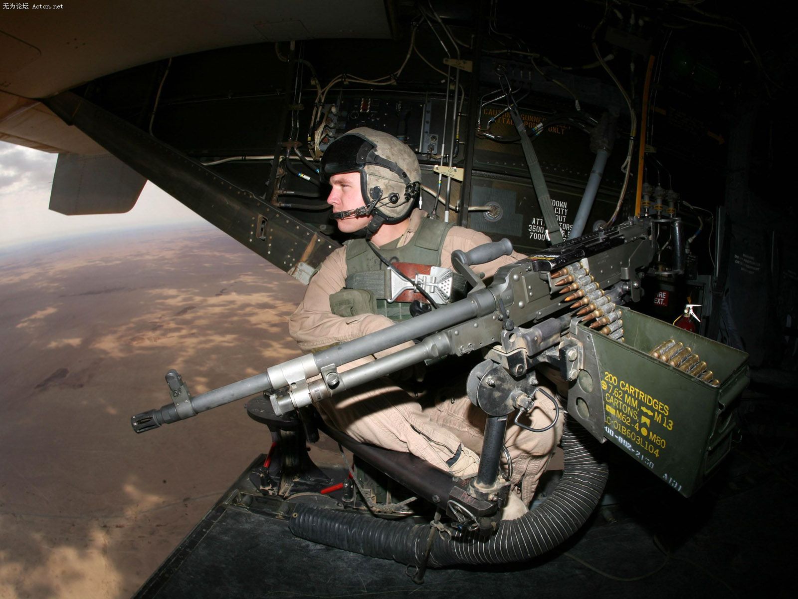 Soldier_4019.jpg