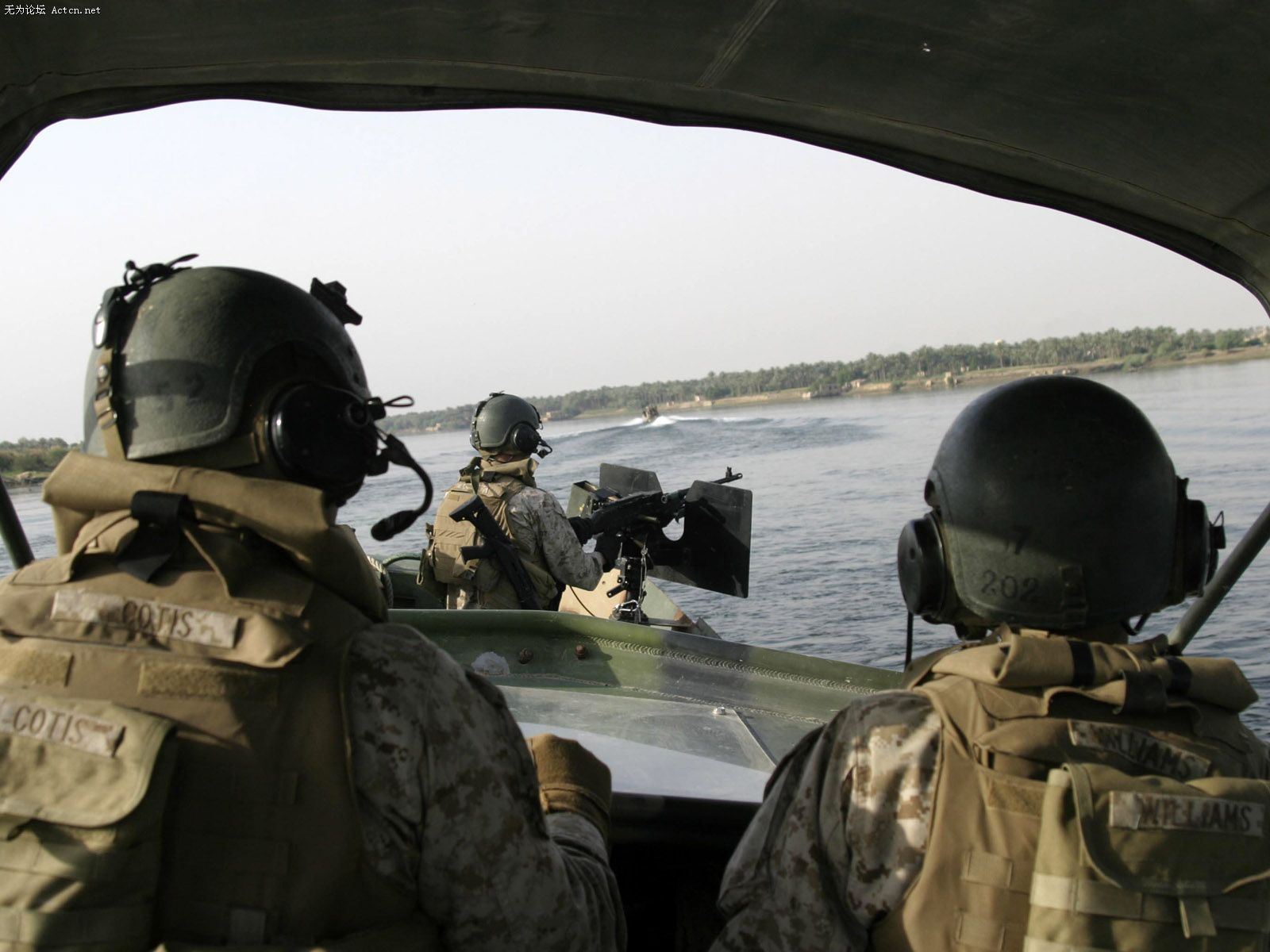 Soldier_4017.jpg