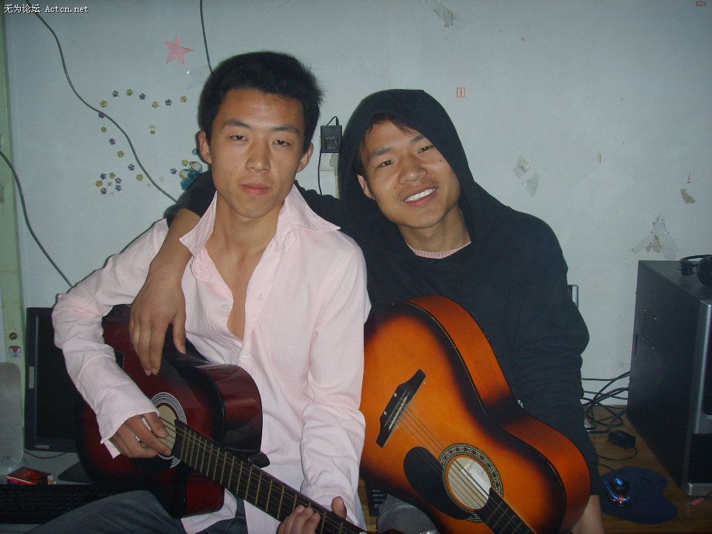 ұǰ