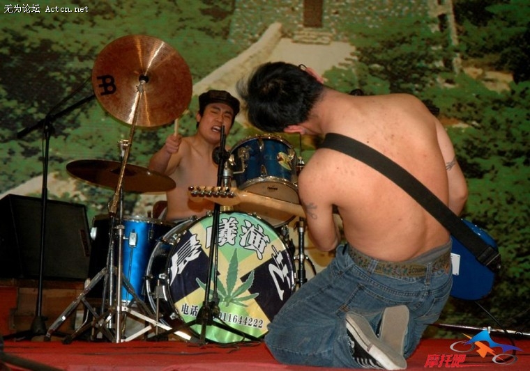 0903152309bc61694f1fae638a.jpg