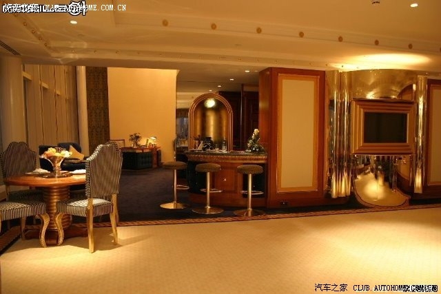 93c10cf3-8d93-4030-9f4d-8f9f49fca88c.jpg