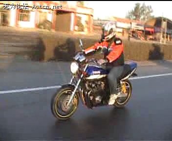   XJR400 YAMAHA.jpg