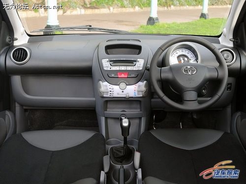 Toyota-Aygo_2009_030_232798_m.jpg