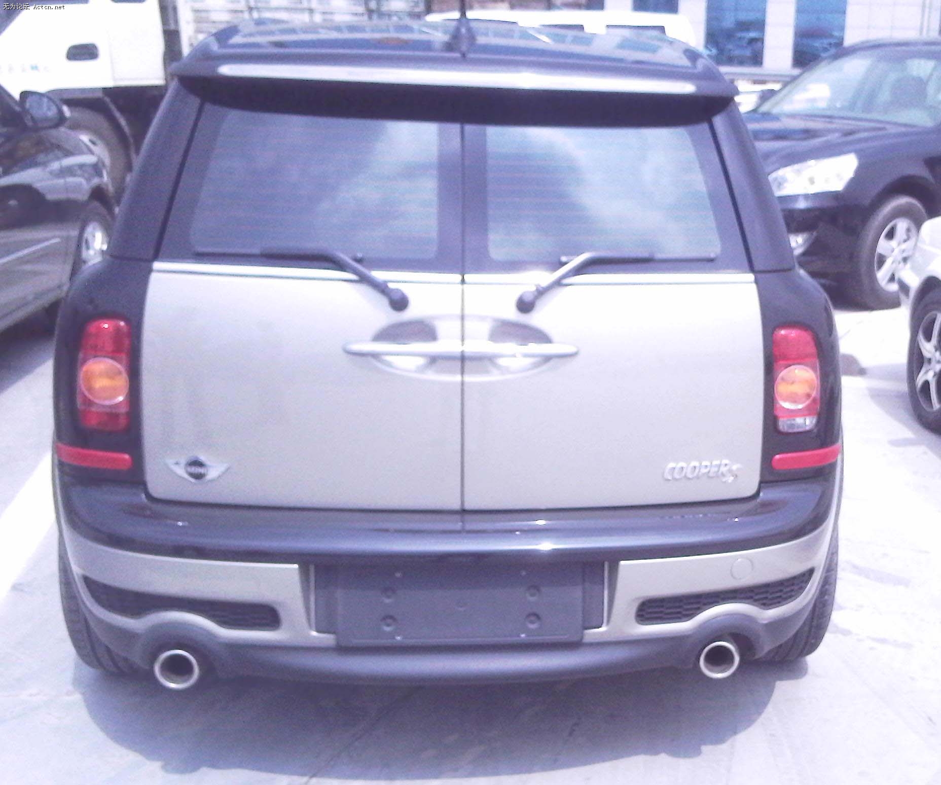Ƭ-0011.jpg