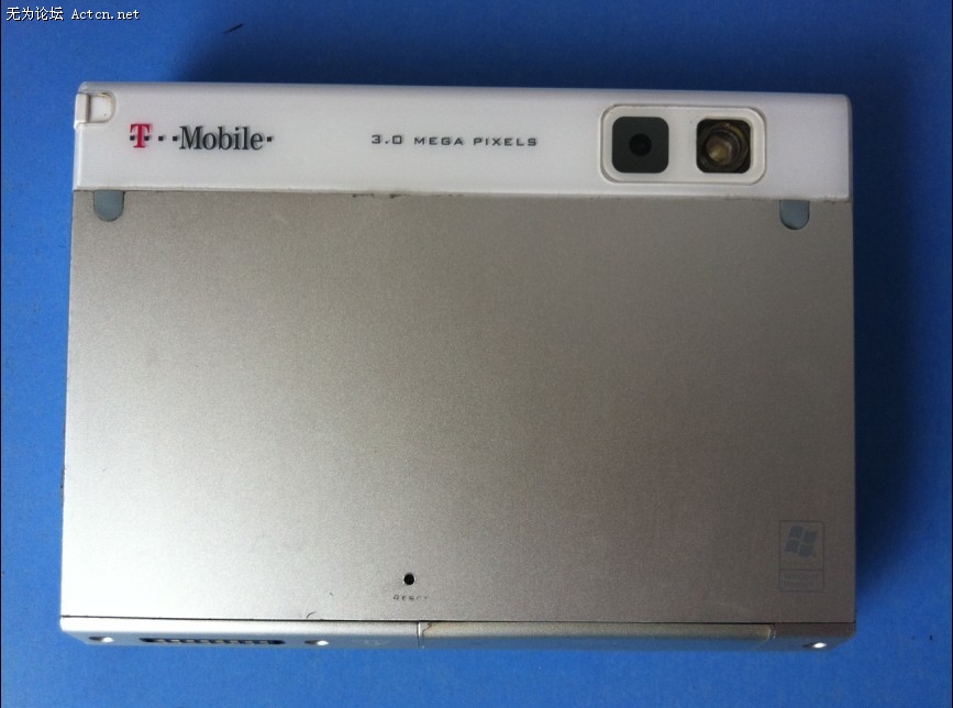 HTC1.jpg